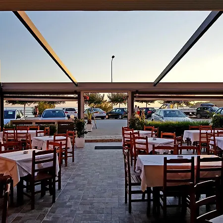 Dhima Hotel Himare
