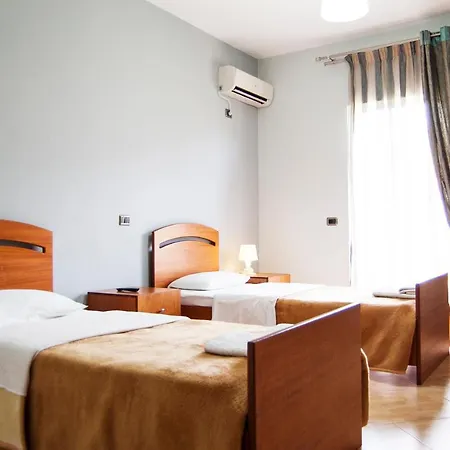 Dhima Χειμάρρα