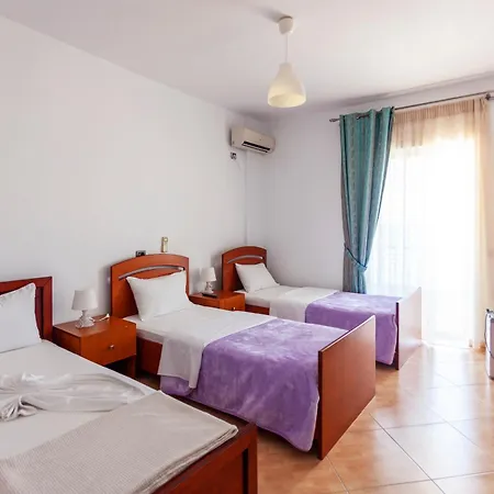 Hotel Dhima 3*